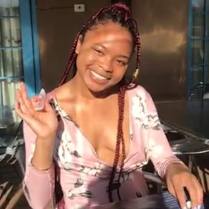 Meet your Posher, Ella